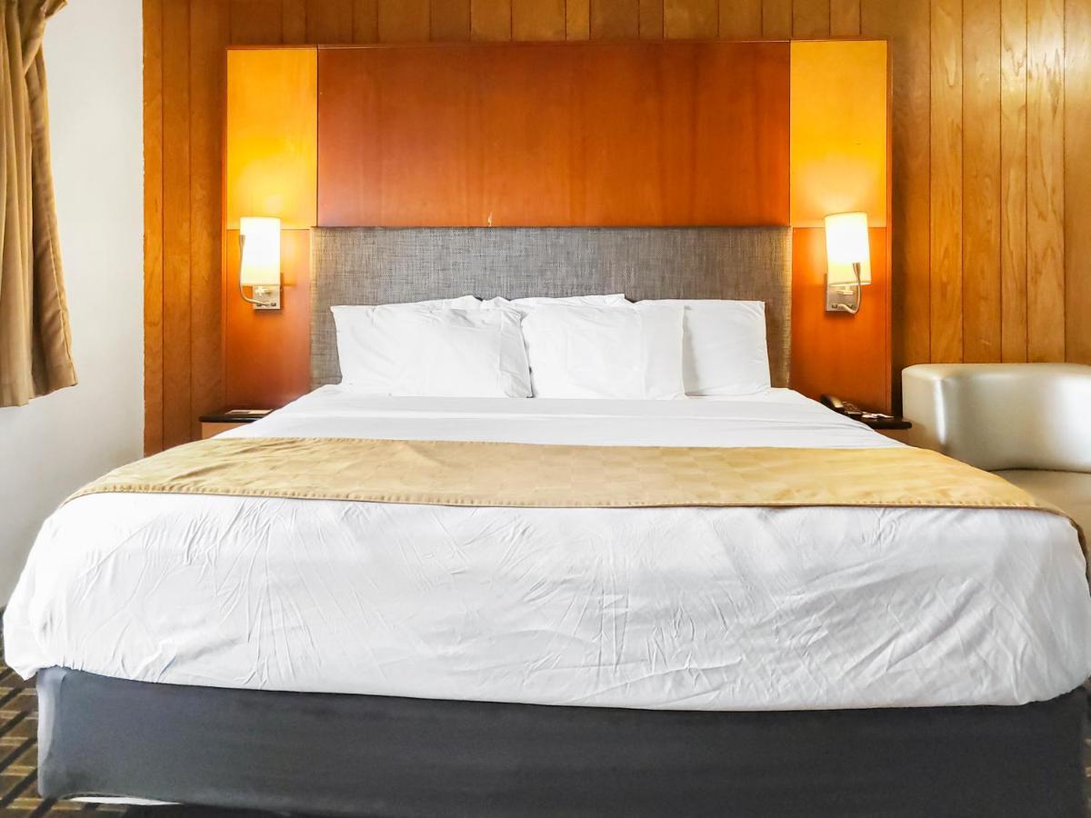 Americas Best Value Inn Hinckley Bagian luar foto